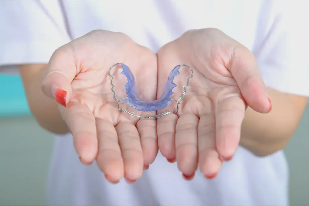 Retainers for Teeth: Types, Materials, Costs